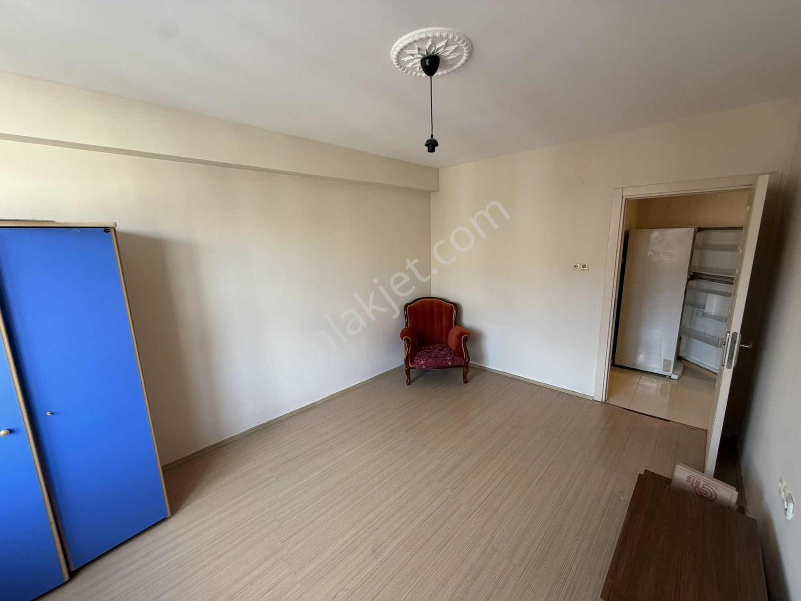 Akademi'den Asansörlü Ön Cephe Kısmi Eşyalı Kiralık 1+1 - Görsel 11