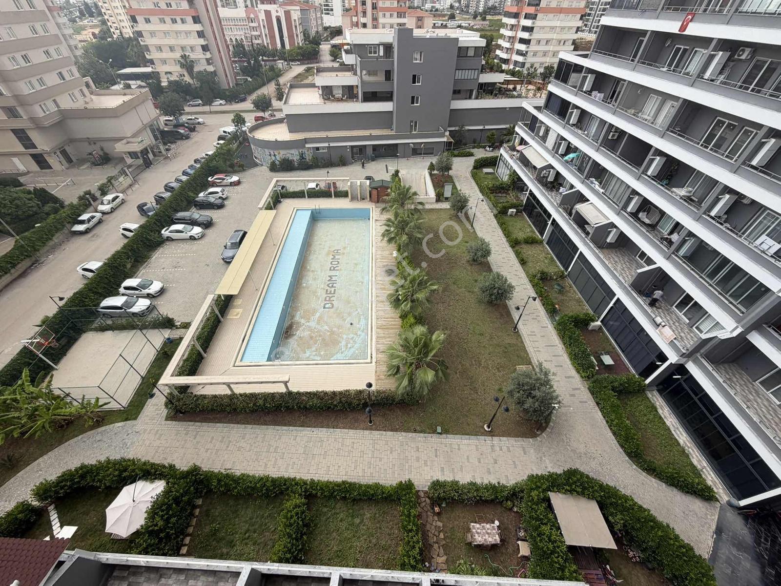 Gürselpaşada Havuzlu Güvenlikli Az Katlı Site İçi Teraslı 1+1 D - Görsel 16