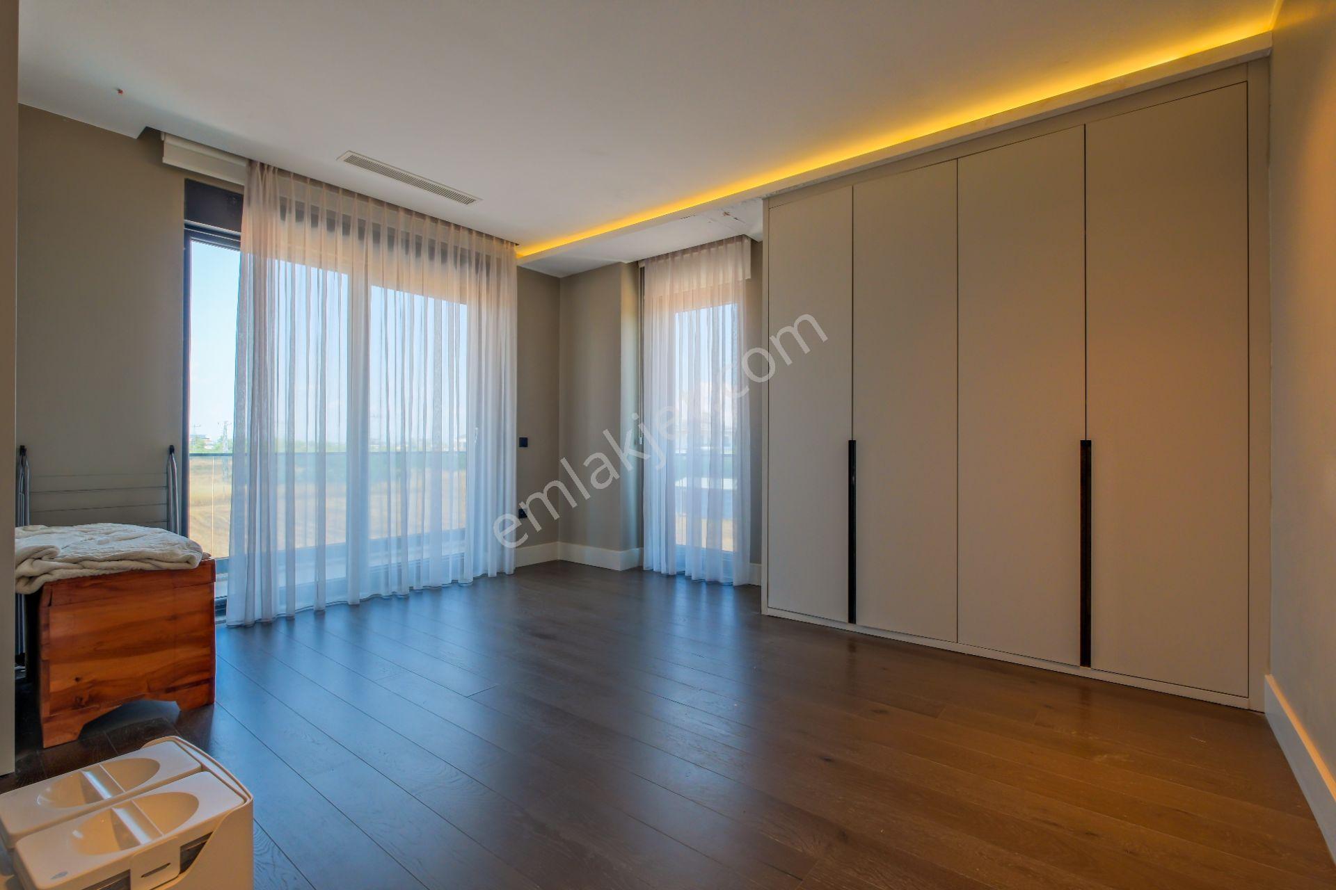 Yeşilbayır'da Satılık Özel Mimarili 4+1 Ultra Lüks Villa - Görsel 20