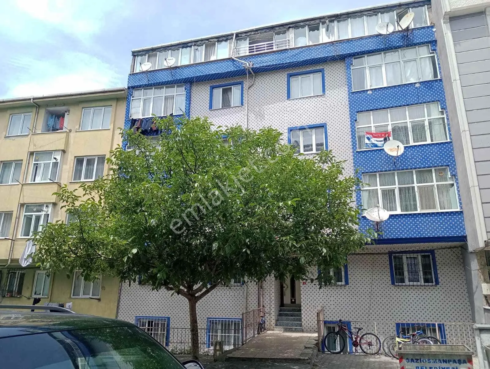 Karadenız Mahallesı'nde Metroya Yakın Ferah 2+1 Satılık Daire