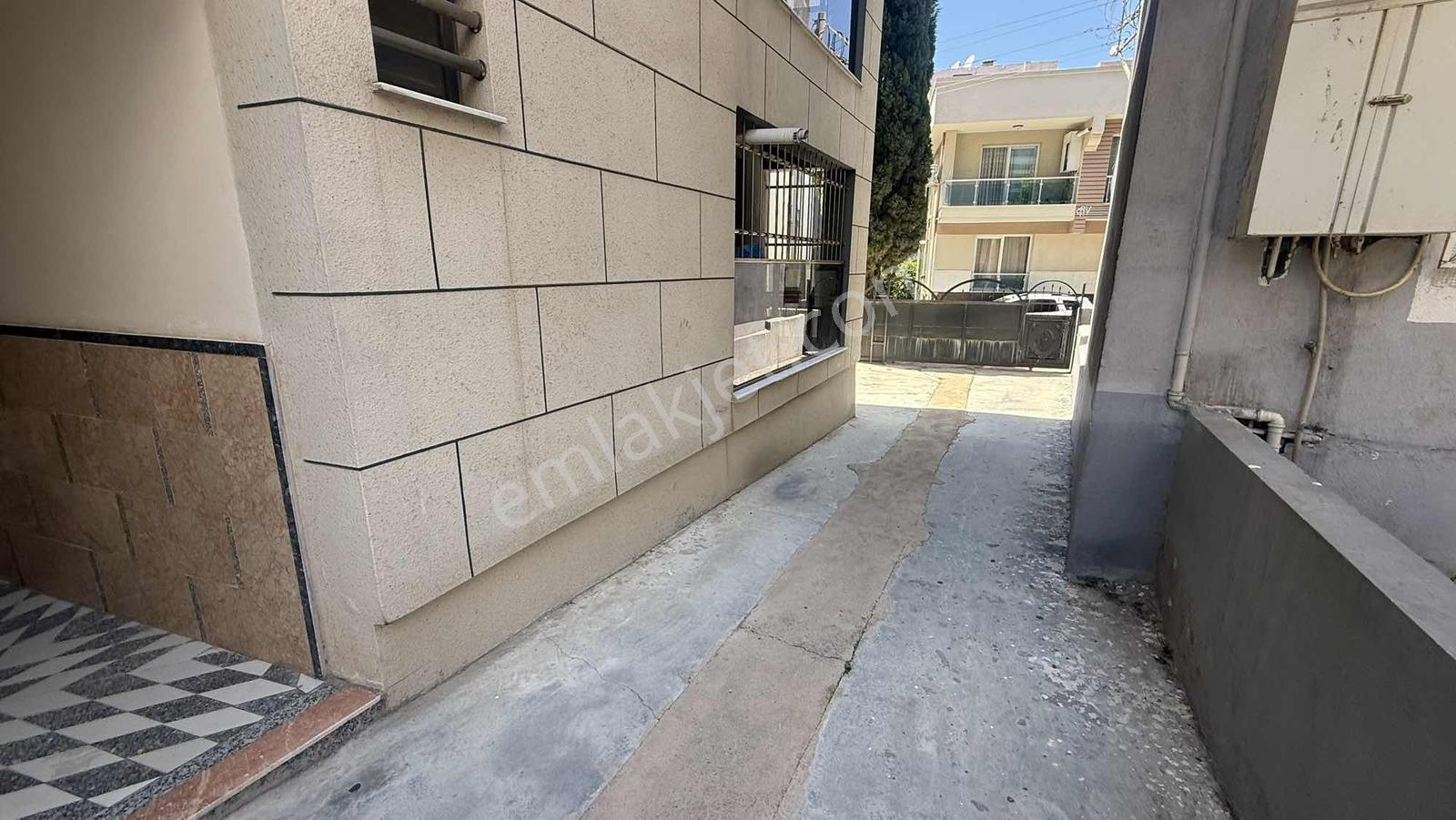 Buca Tınaztepe Da Asansörlü Balkonlu Eşyalı 1+1 Kiralık Daire - Görsel 34