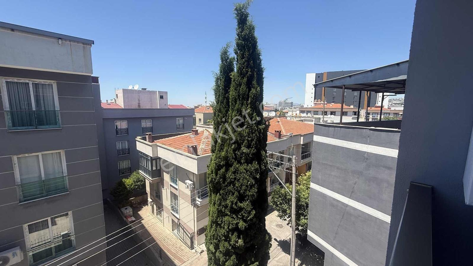 Buca Tınaztepe Da Asansörlü Balkonlu Eşyalı 1+1 Kiralık Daire - Görsel 19