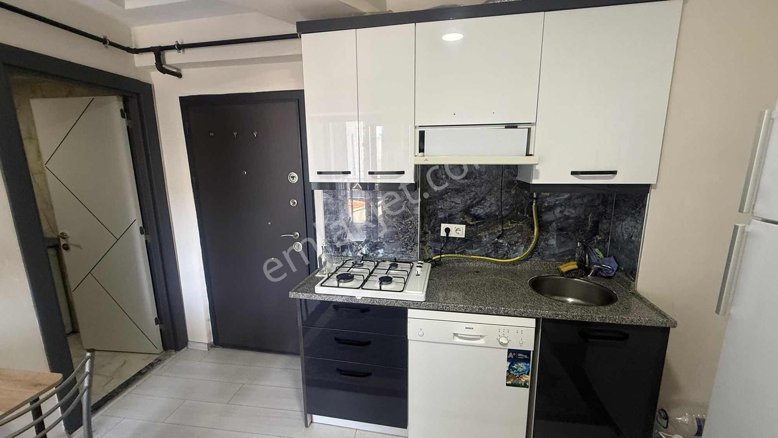 Buca Tınaztepe Da Asansörlü Balkonlu Eşyalı 1+1 Kiralık Daire - Görsel 36