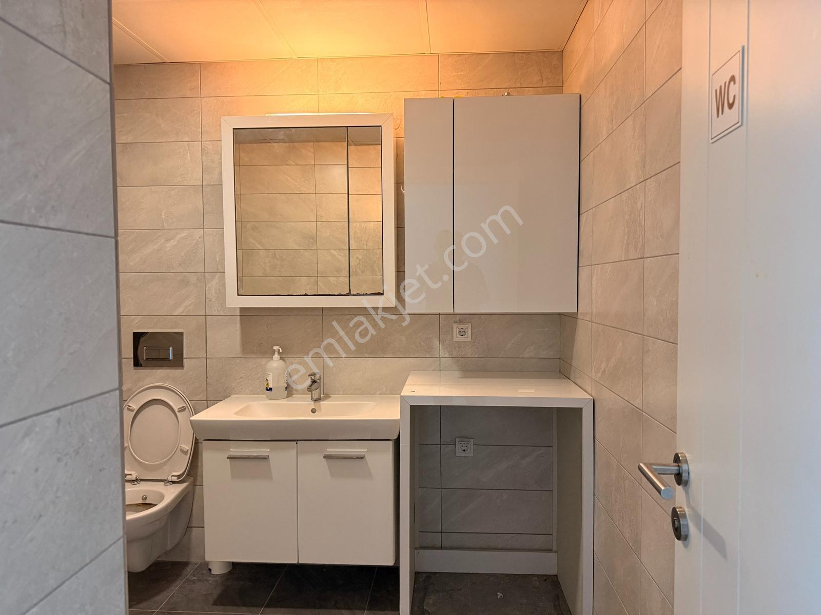 Altınova Mahalle Sitesi Kiralık 3+1 Daire - Görsel 20
