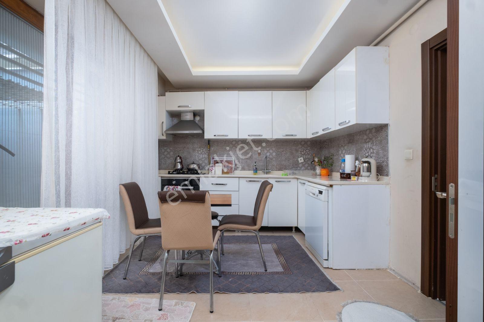Remax Areadan Üçevlerin En Değerli Lokasyonunda Satılık Dubleks - Görsel 10