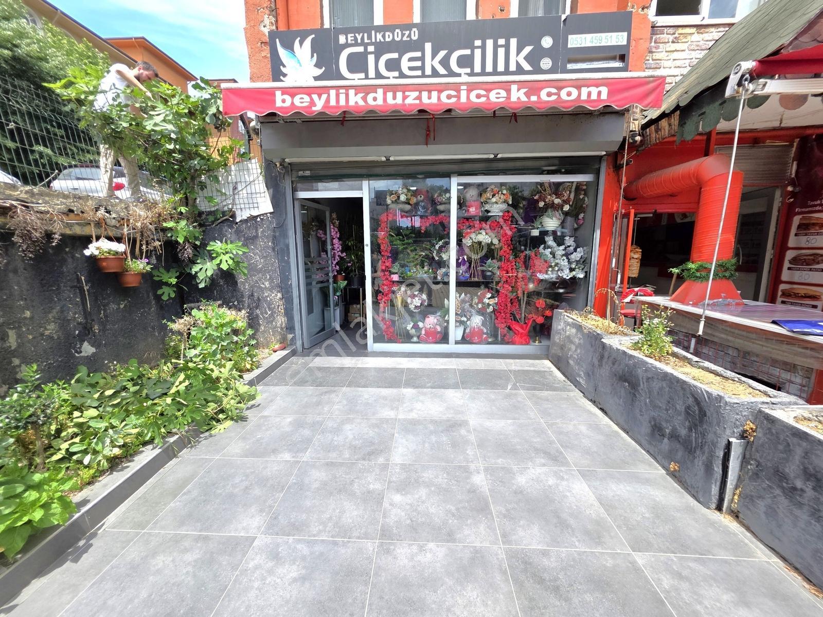 Remaxtan Metrobüse Yakın Migros Arkasında Kiralık 130 M2 Dükkan - Görsel 9