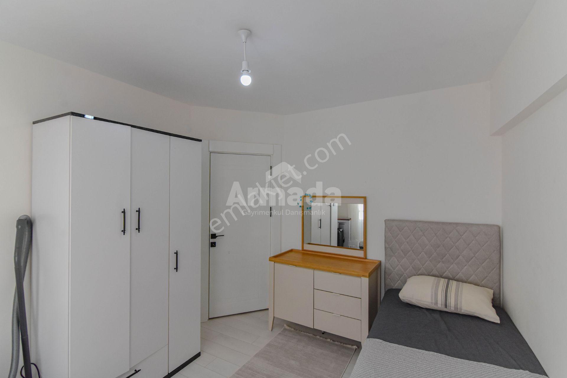Kuşadasında Sahile Yürüme Mesafesinde Tadilatlı 2+1 Satılık - Görsel 24