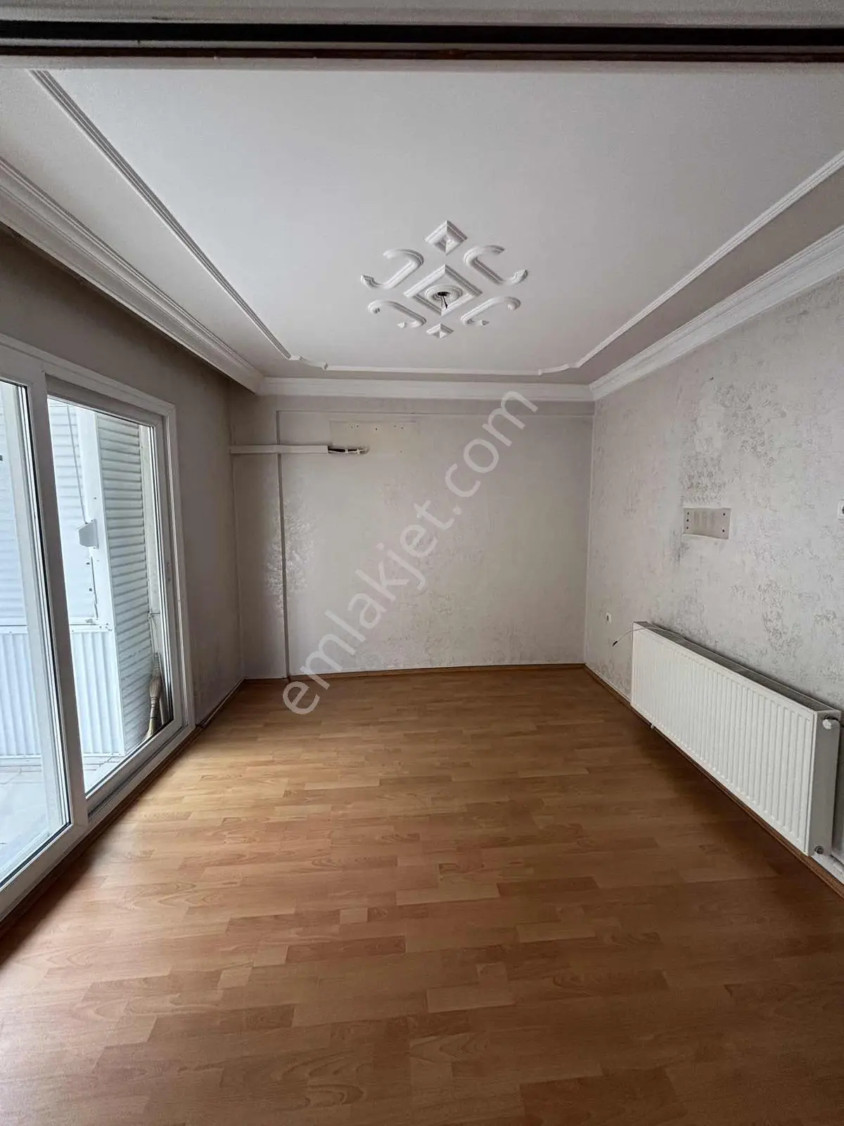 Atlas'tan Çarşı Tam Merkezinde Kiralık 2+1 Daire - Görsel 2