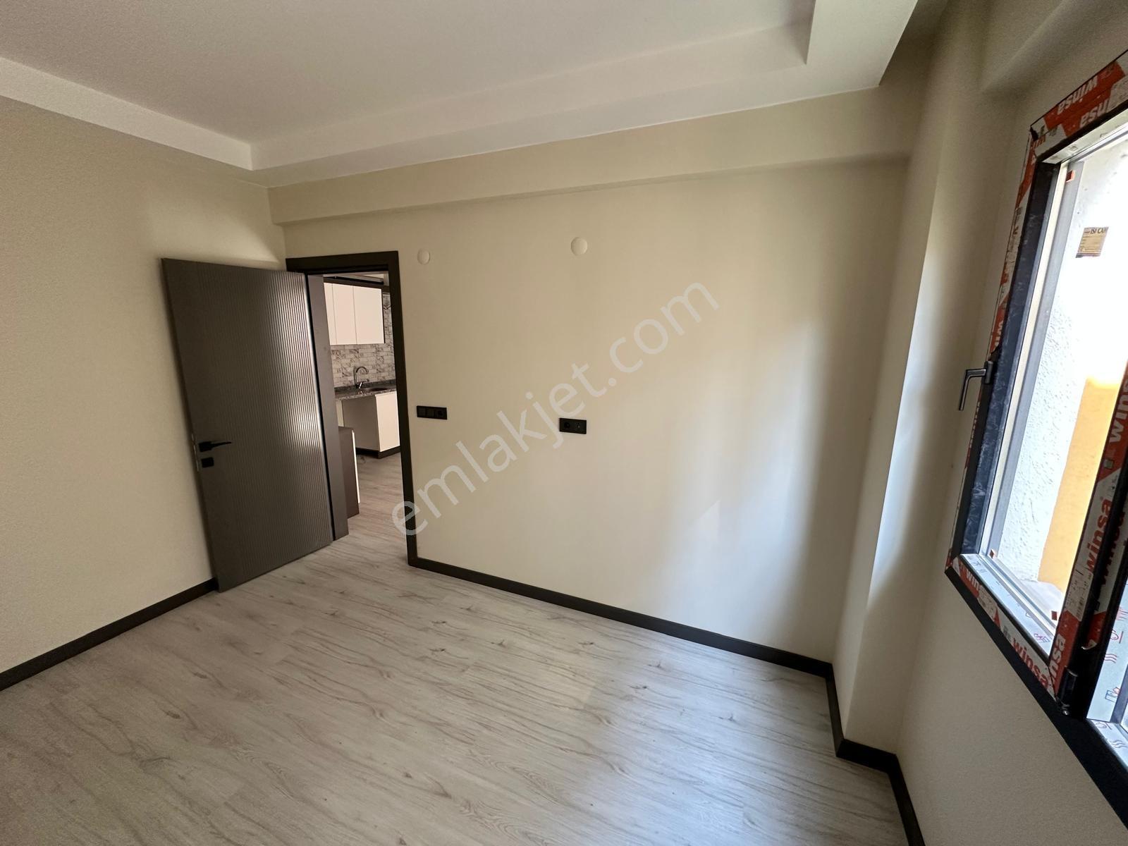 Final'den Cumhuriyet Mah.de Eşyalı Kiralık 1+1 Arakat Daire - Görsel 26