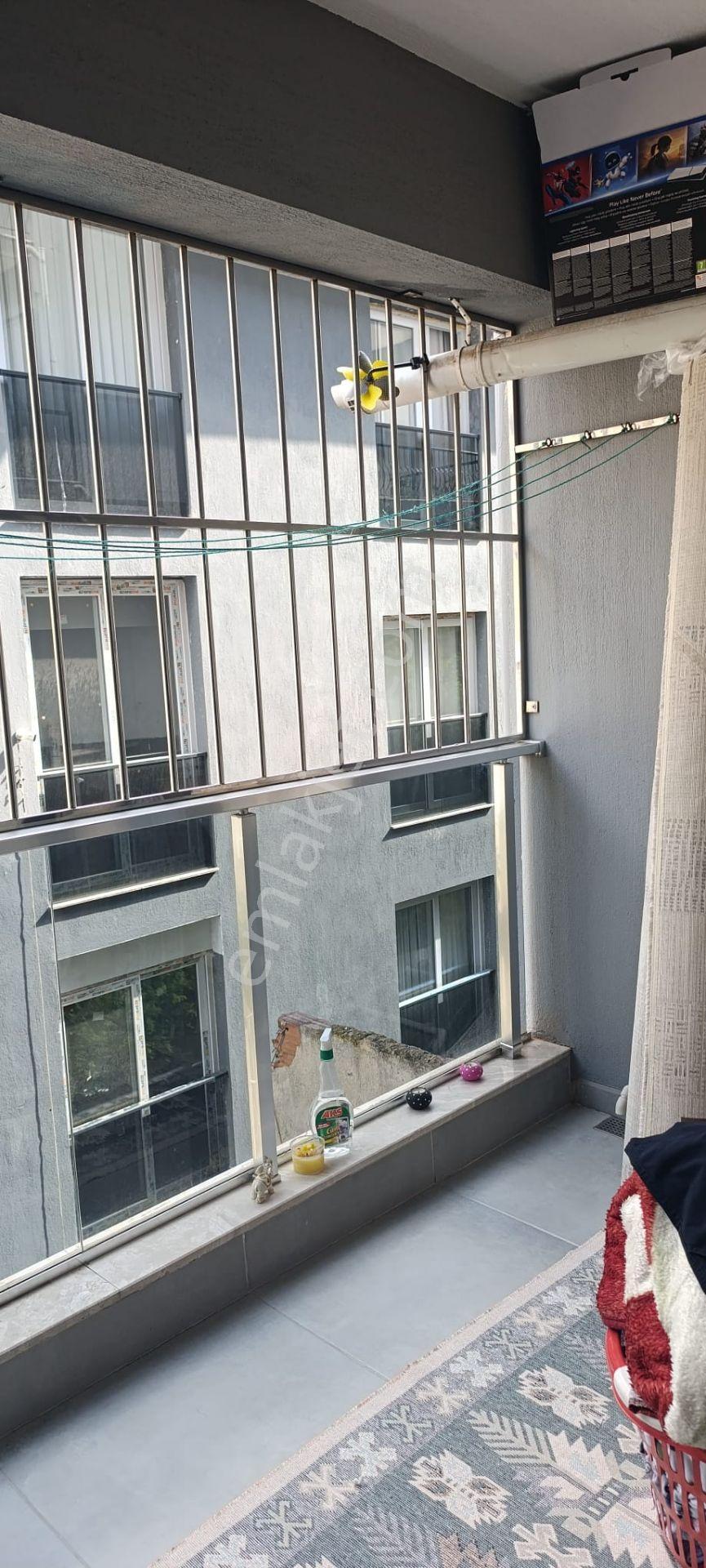 Bayraklı Çiçek Mah. Satılık 2+1 Daire (70m², 5 Yıllık) - Görsel 10