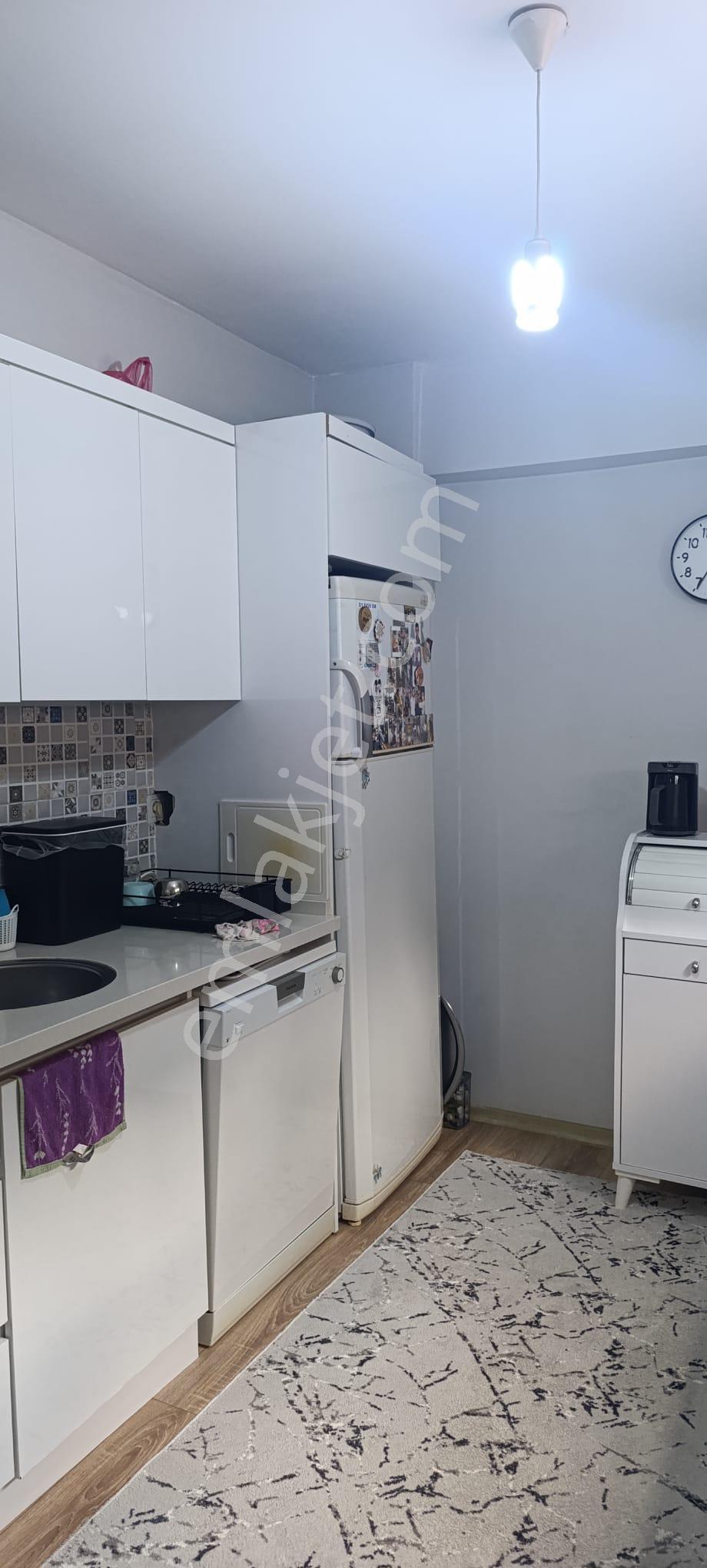 Bayraklı Çiçek Mah. Satılık 2+1 Daire (70m², 5 Yıllık) - Görsel 25