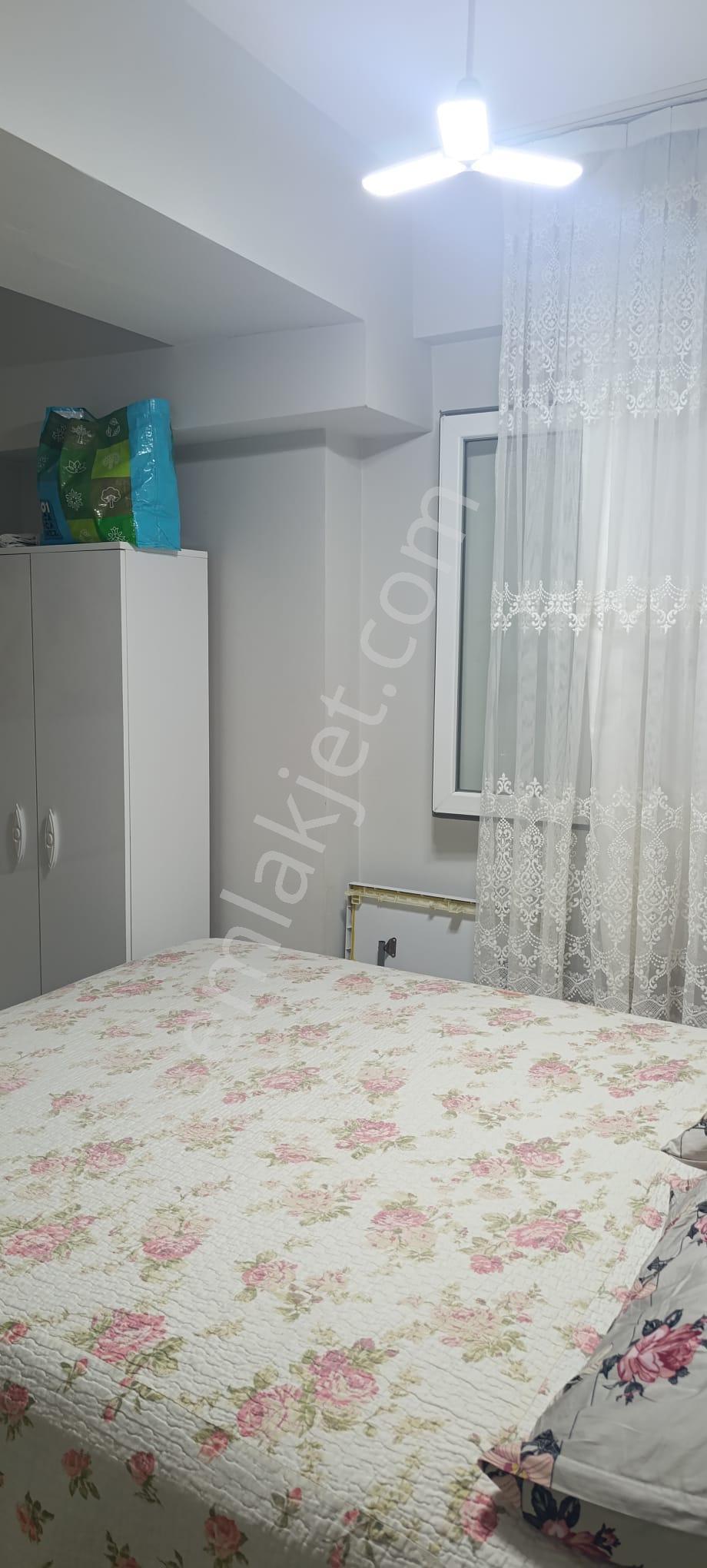 Bayraklı Çiçek Mah. Satılık 2+1 Daire (70m², 5 Yıllık) - Görsel 30