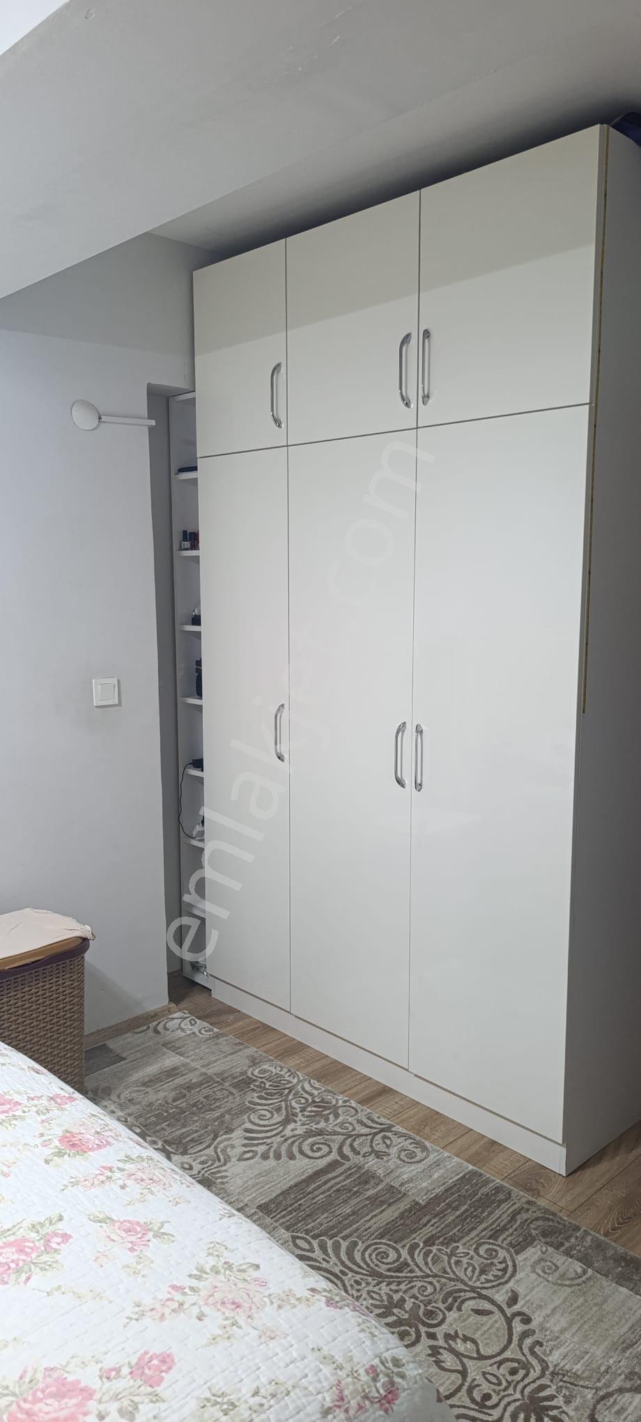Bayraklı Çiçek Mah. Satılık 2+1 Daire (70m², 5 Yıllık) - Görsel 32
