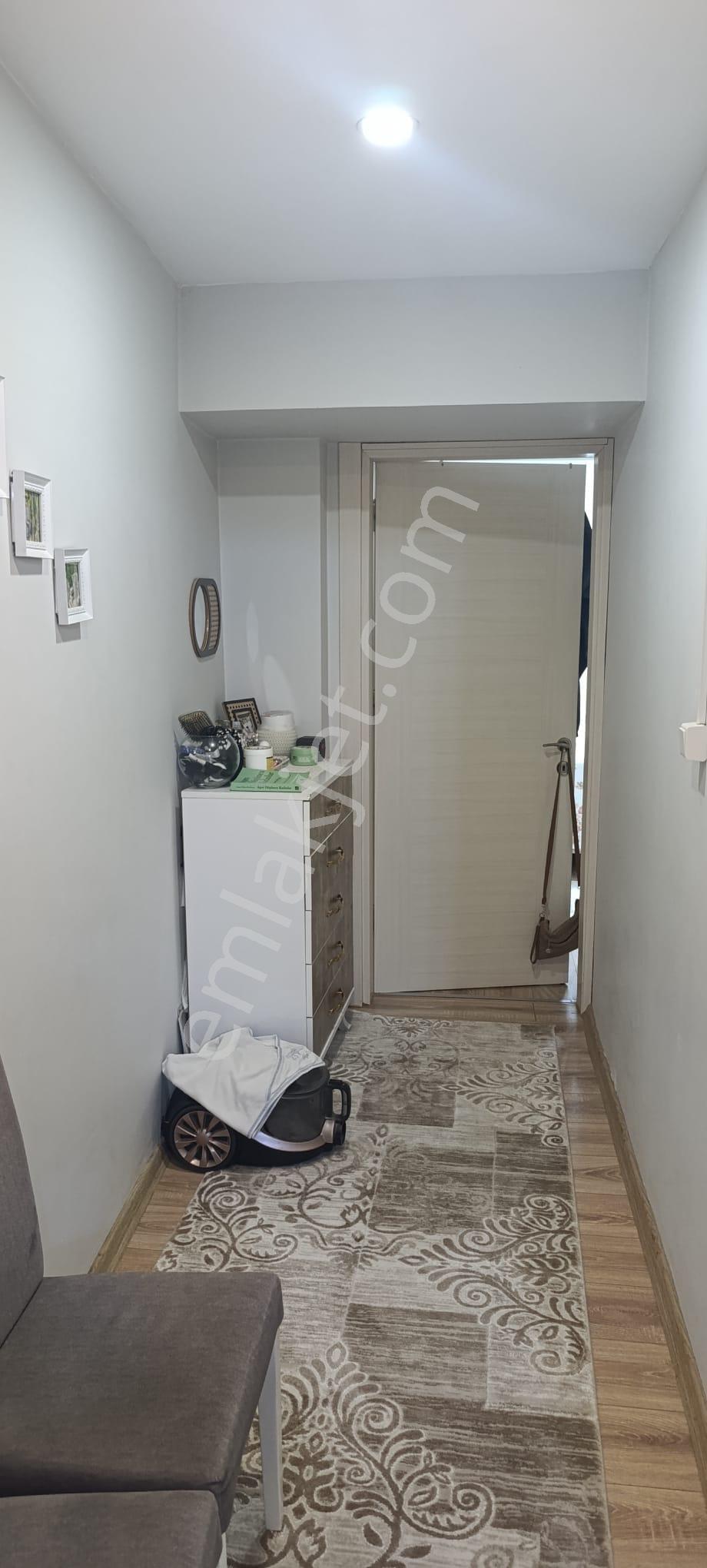 Bayraklı Çiçek Mah. Satılık 2+1 Daire (70m², 5 Yıllık) - Görsel 28