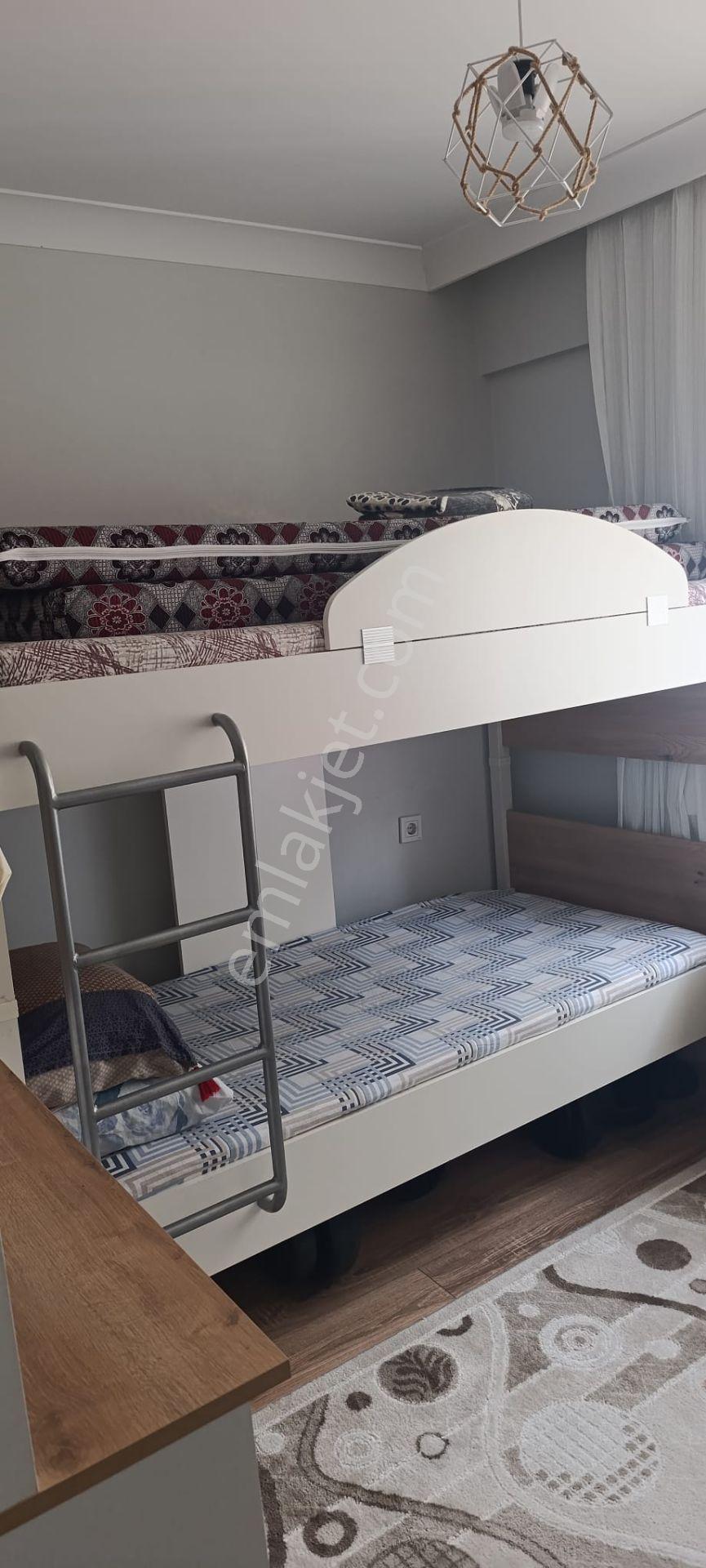 Bayraklı Çiçek Mah. Satılık 2+1 Daire (70m², 5 Yıllık) - Görsel 13