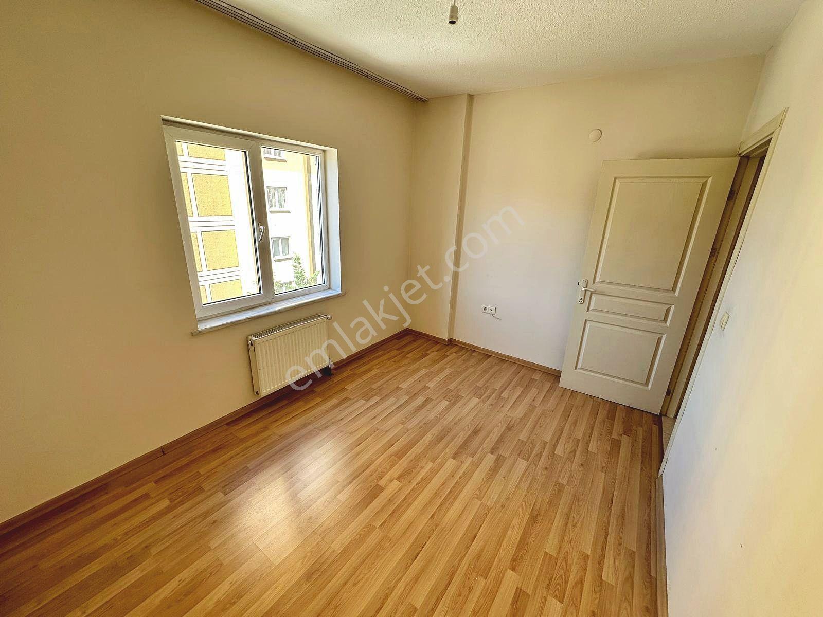 Altınevler'de Site İçi Yüksek Katta Önü Açık 3+1 Kiralık Daire - Görsel 11