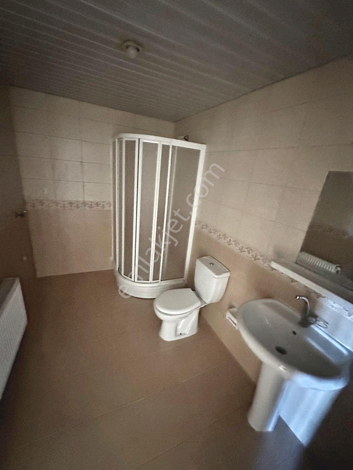 Altınevler'de Site İçi Yüksek Katta Önü Açık 3+1 Kiralık Daire - Görsel 21