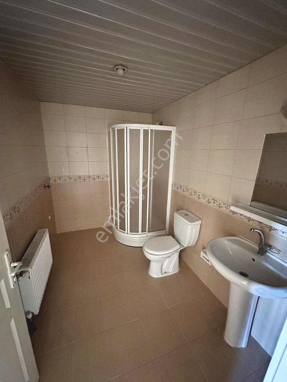 Altınevler'de Site İçi Yüksek Katta Önü Açık 3+1 Kiralık Daire - Görsel 20