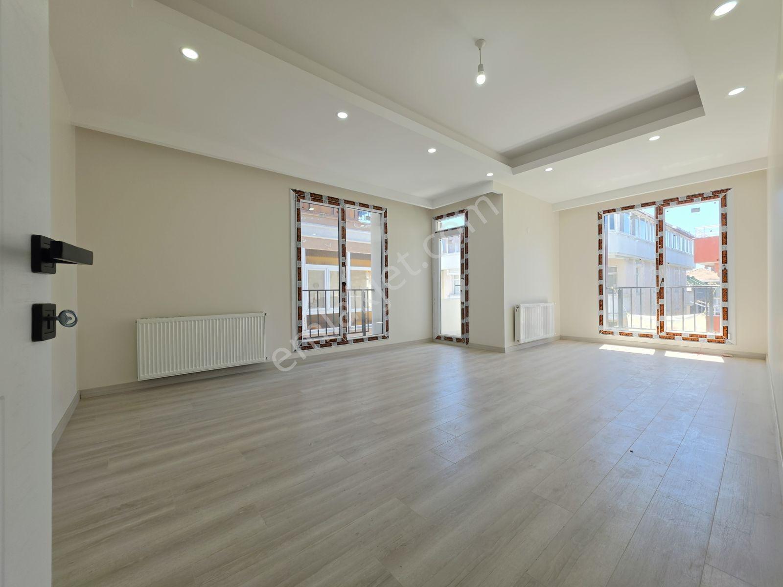 Avcılar Deniz Manzaralı Satılık Sıfır Asansörlü Dubleks Daire - Görsel 9