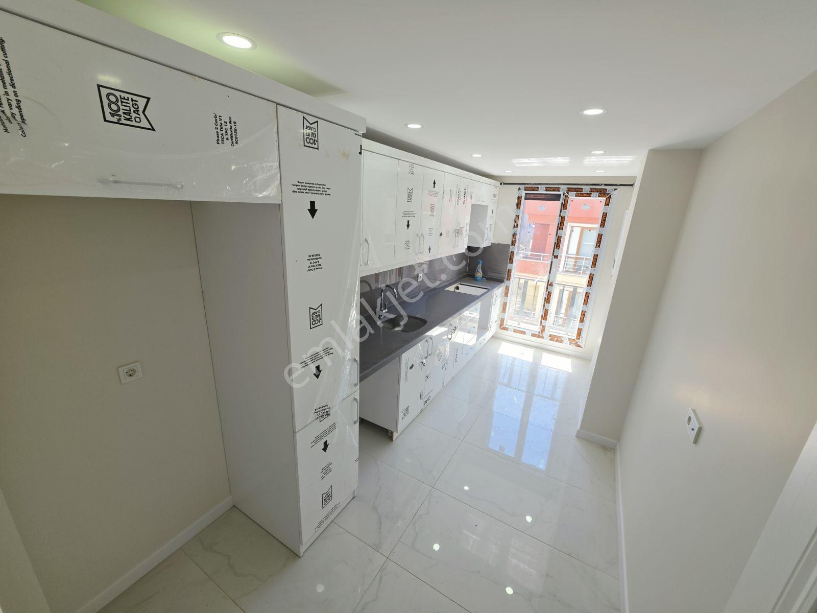 Avcılar Deniz Manzaralı Satılık Sıfır Asansörlü Dubleks Daire - Görsel 3