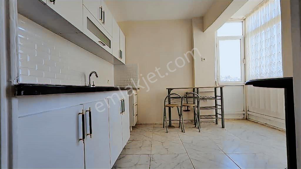 Thor'dan Akdeniz'de 3+1 Kiralık Ofis - Görsel 13