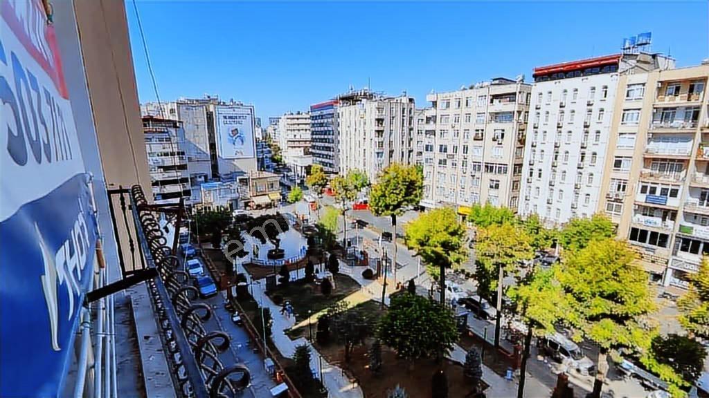 Thor'dan Akdeniz'de 3+1 Kiralık Ofis - Görsel 25