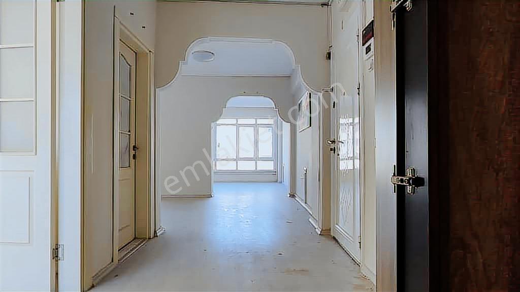 Thor'dan Akdeniz'de 3+1 Kiralık Ofis - Görsel 29