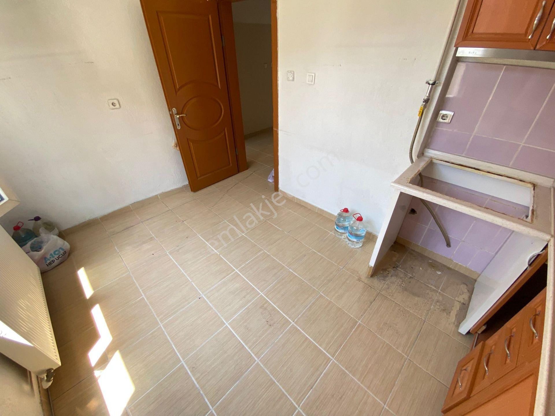 Buca Fırat Mah.de 2+1 90m2 Dgazlı Ayrı Mutfak Arakat Kiralık Daire - Görsel 21
