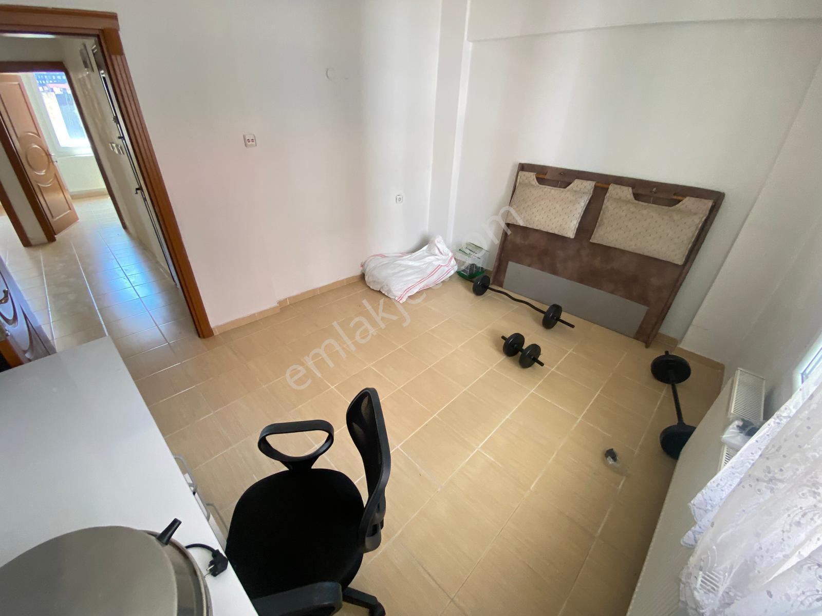 Buca Fırat Mah.de 2+1 90m2 Dgazlı Ayrı Mutfak Arakat Kiralık Daire - Görsel 16