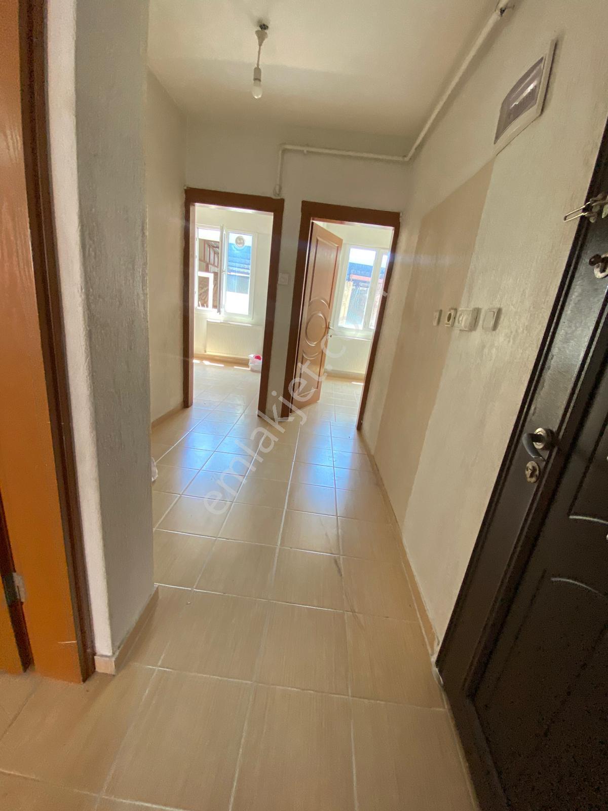 Buca Fırat Mah.de 2+1 90m2 Dgazlı Ayrı Mutfak Arakat Kiralık Daire - Görsel 26