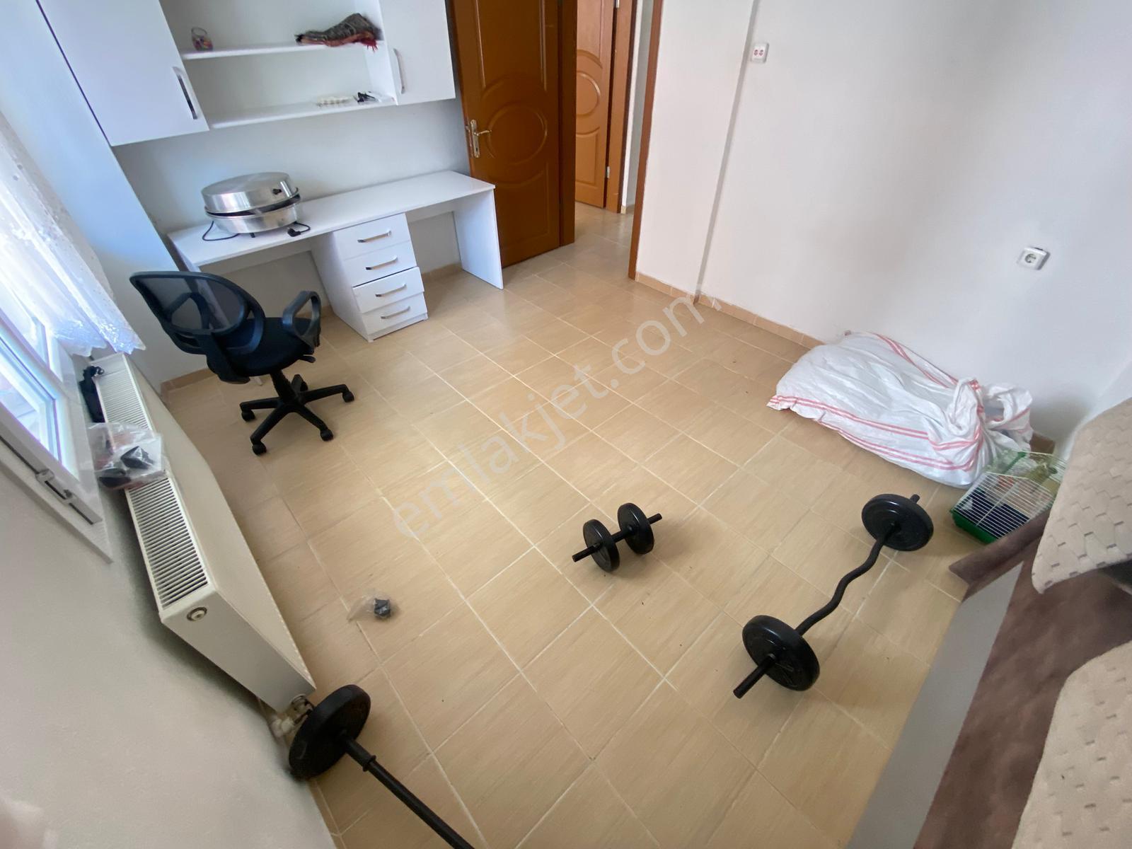 Buca Fırat Mah.de 2+1 90m2 Dgazlı Ayrı Mutfak Arakat Kiralık Daire - Görsel 15