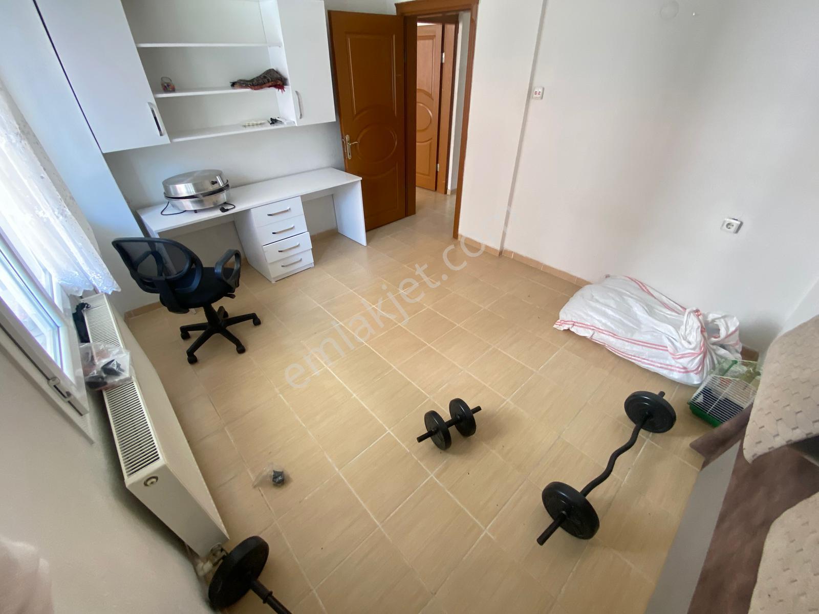 Buca Fırat Mah.de 2+1 90m2 Dgazlı Ayrı Mutfak Arakat Kiralık Daire - Görsel 14