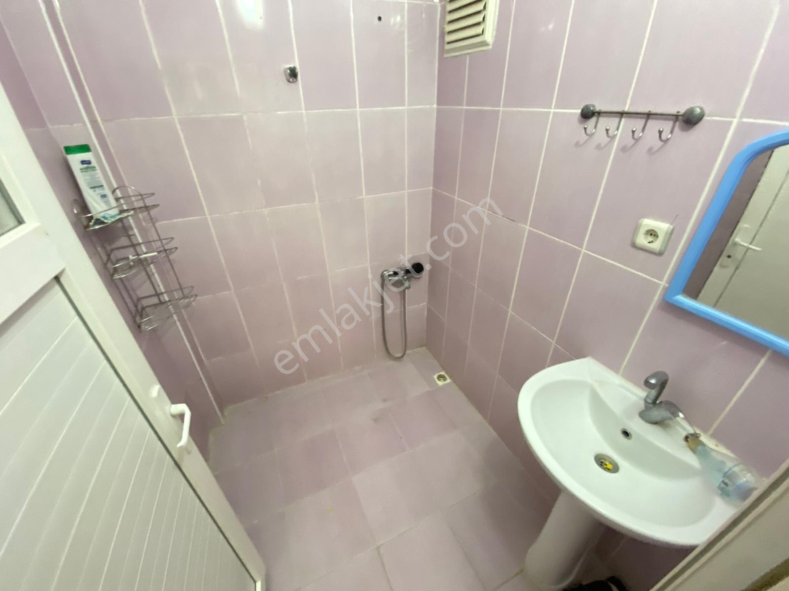Buca Fırat Mah.de 2+1 90m2 Dgazlı Ayrı Mutfak Arakat Kiralık Daire - Görsel 25