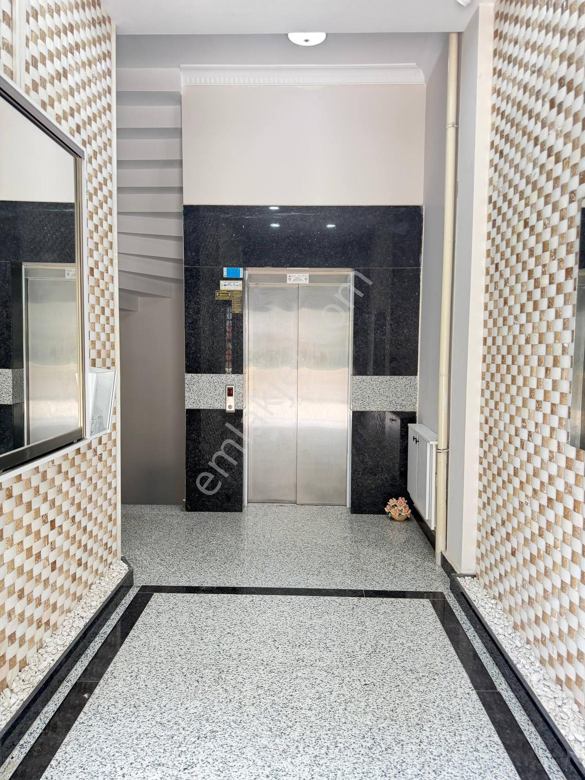 Beylikdüzü Marmara Mah. Kiralık Emsalsiz Büyüklükte Lüks 3+1 - Görsel 30
