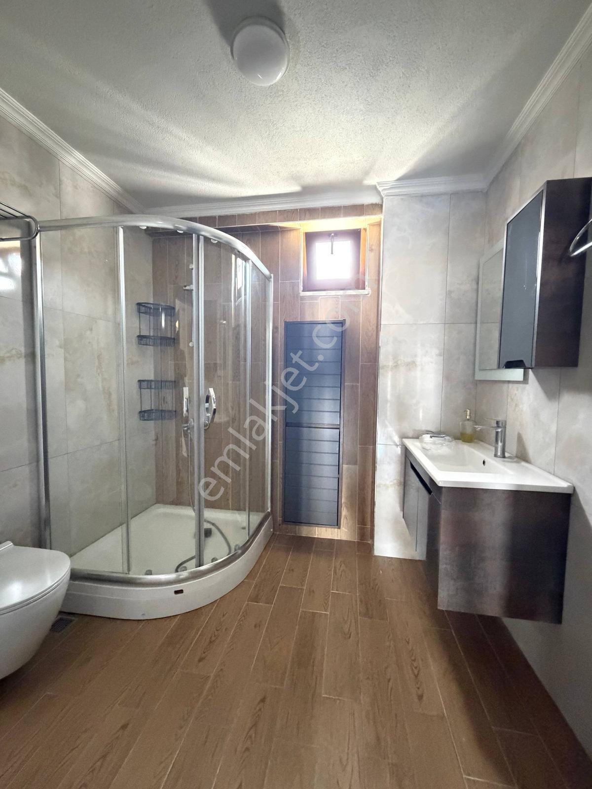 Beylikdüzü Marmara Mah. Kiralık Emsalsiz Büyüklükte Lüks 3+1 - Görsel 13