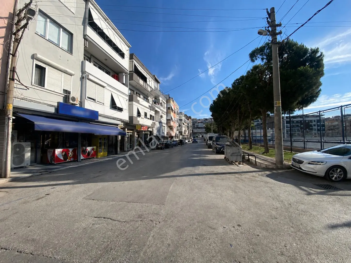 Bozyaka'da Devren Kiralık Hazır Market İşletmesi