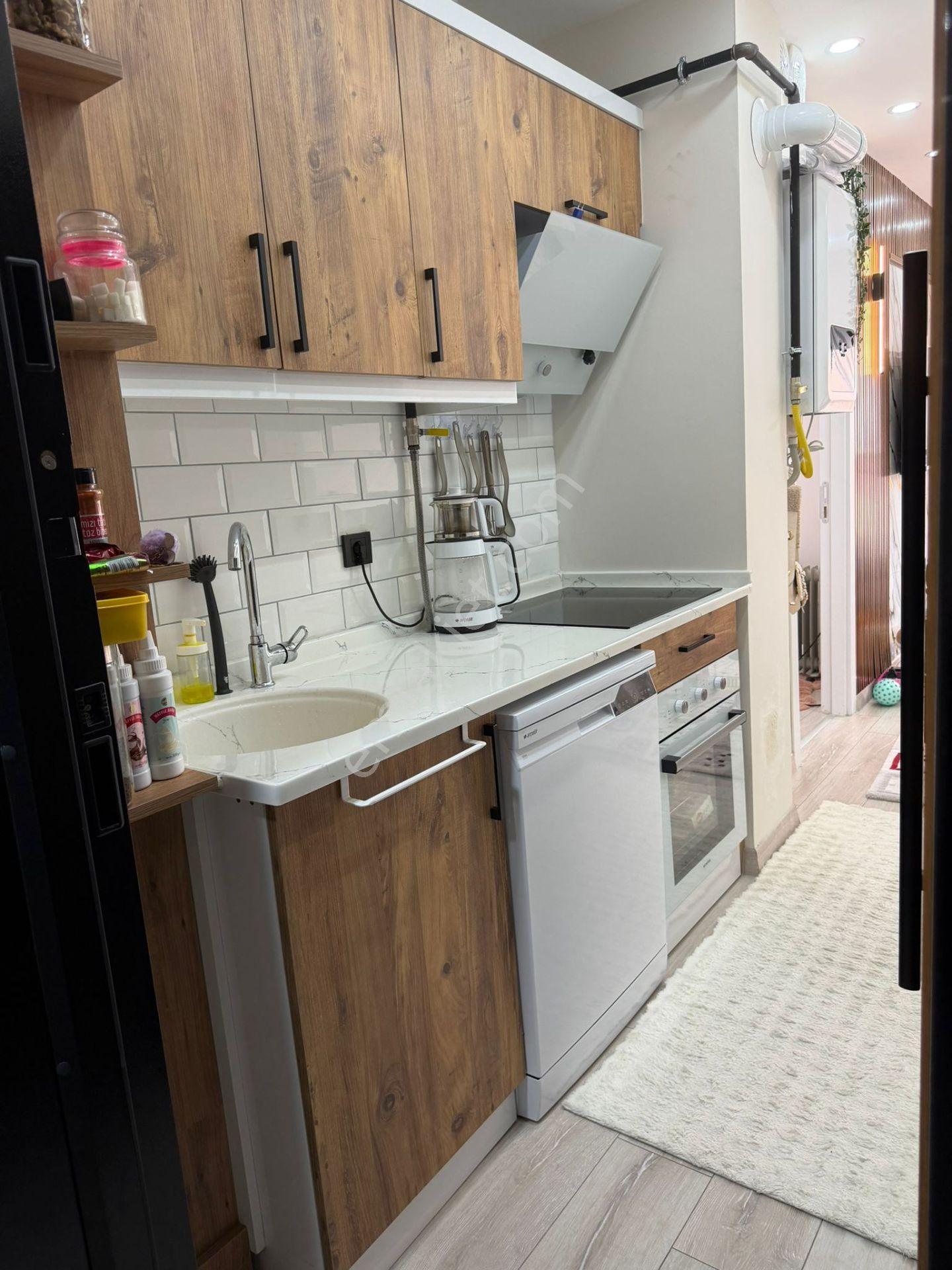 Acill Konak Altıntaş Mah.de Üçyol Meydan Yakını 1+1 50m2 Dgazlı Arakat Asansörlü Satılık Daire - Görsel 20