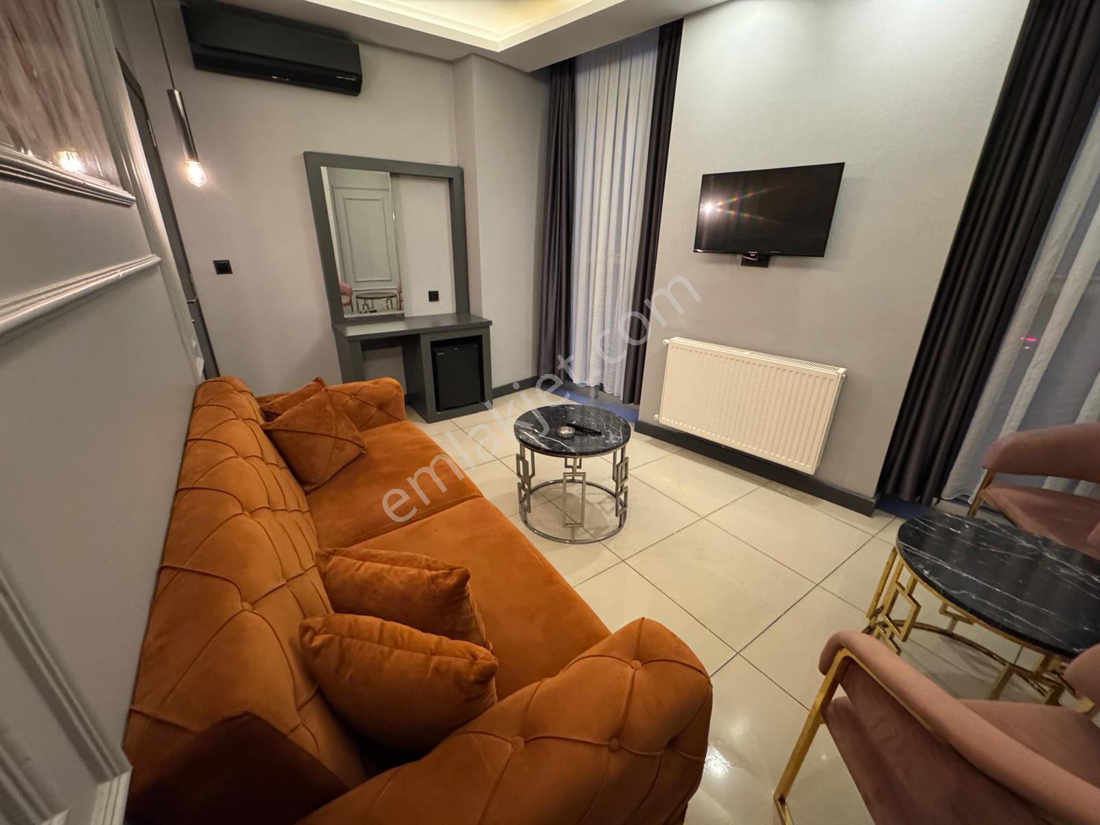 Merter Metro Yanı Günlük Kiralık 1+0 1+1 Jakuzili Daireler - Görsel 19