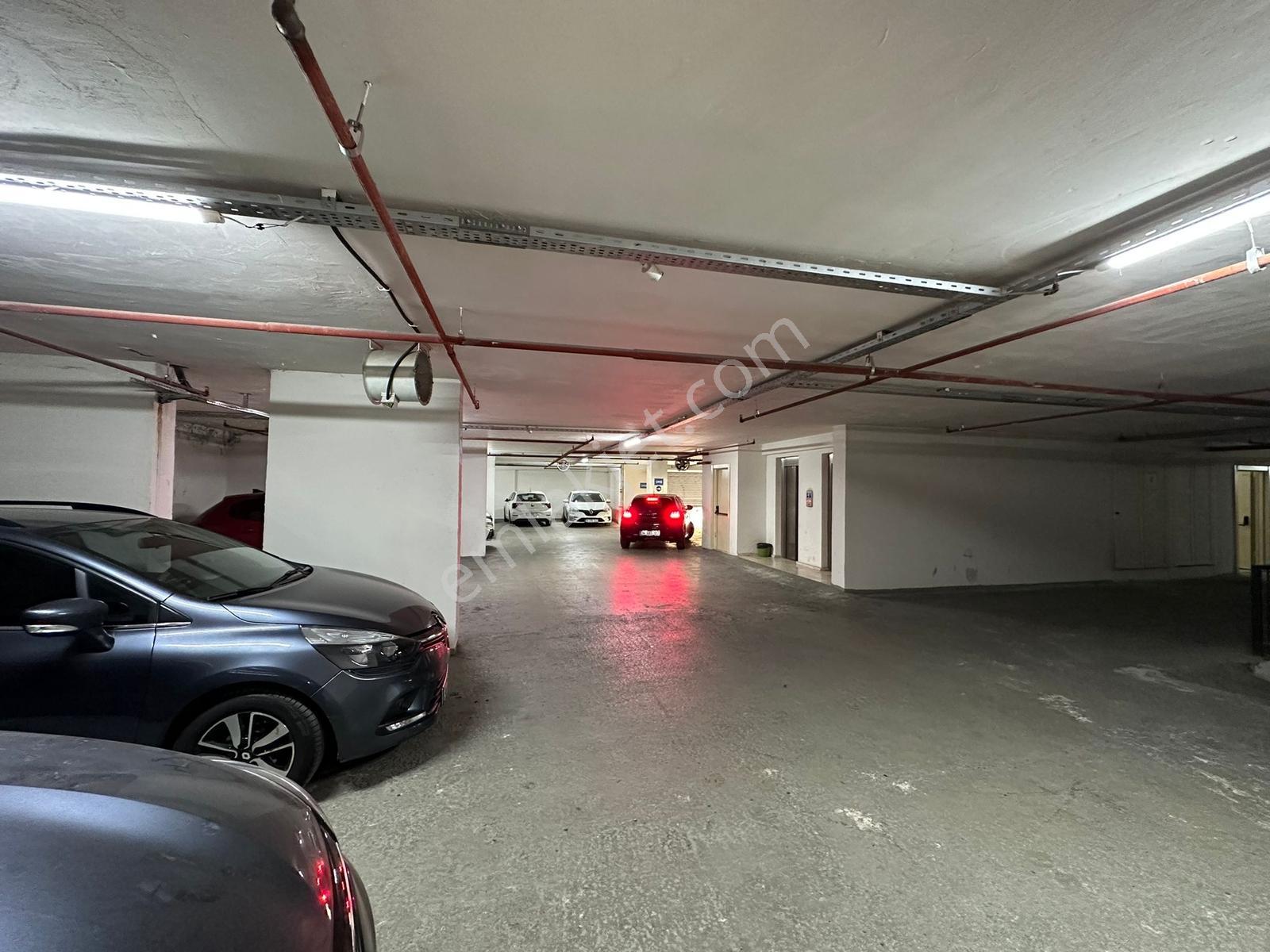 İlka'dan Metrobüse 4 Dk Pasha Towers Rezidans 2+1 Full Eşyalı - Görsel 17