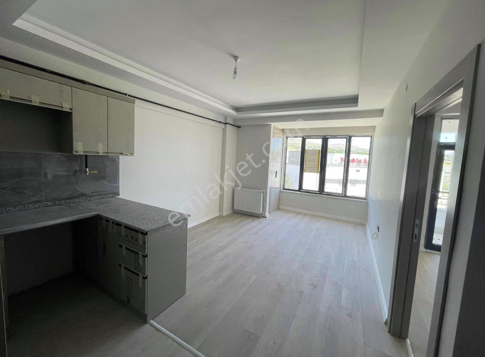 Şehir Hastanesi Arka Tarafı 1+1 Kiralık Daire - Görsel 6