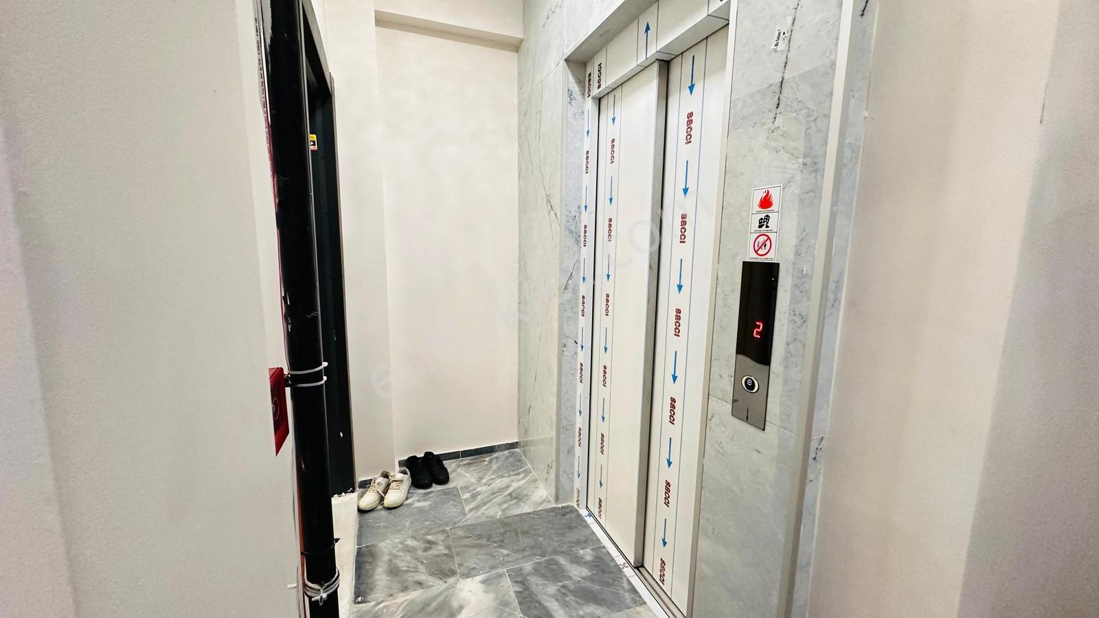 İlka'dan Kapalı Otoparklı Metro-metrobüse 3dk. 2+1 Sıfır Daire - Görsel 9