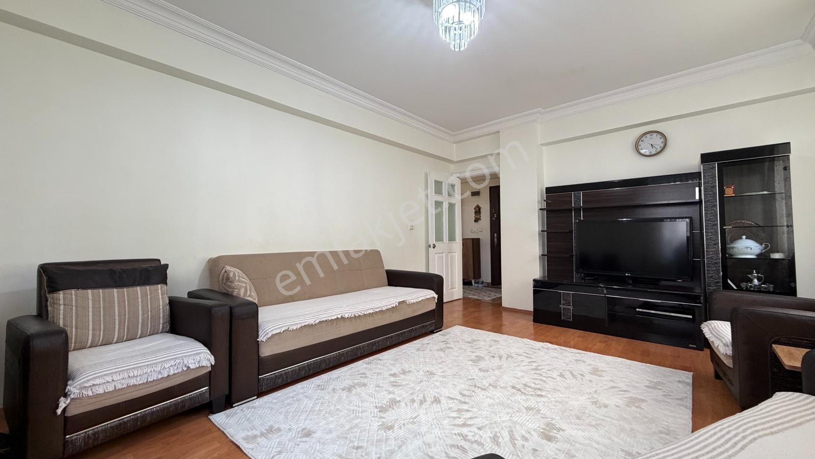 İlka'dan Talatpaşa Mh Balkonlu 3+1 Kiralık Daire Metrobüse 5 Dk - Görsel 5