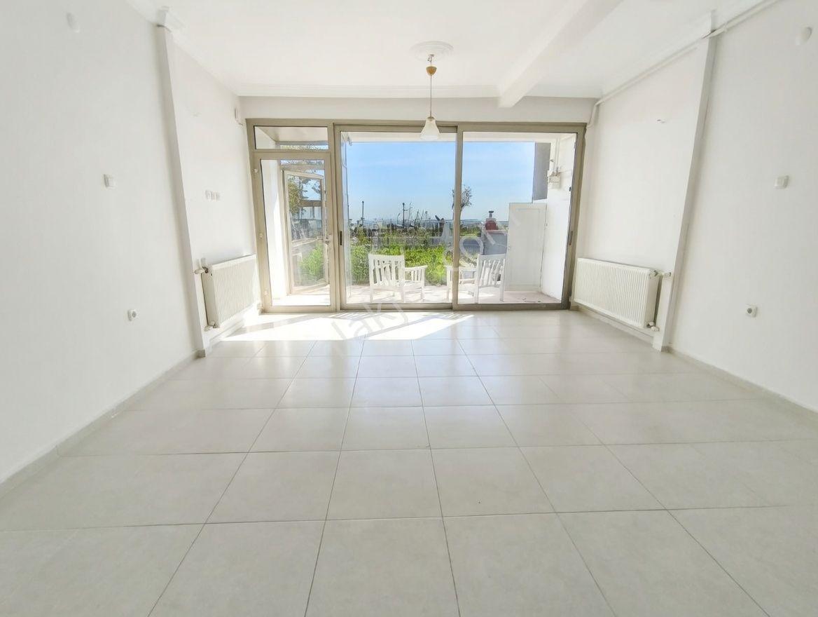 Leb-i Derya Konumda, Cadde Üzerinde , Tabela Değeri Çok Yüksek Kiralık 🌊 - Görsel 6