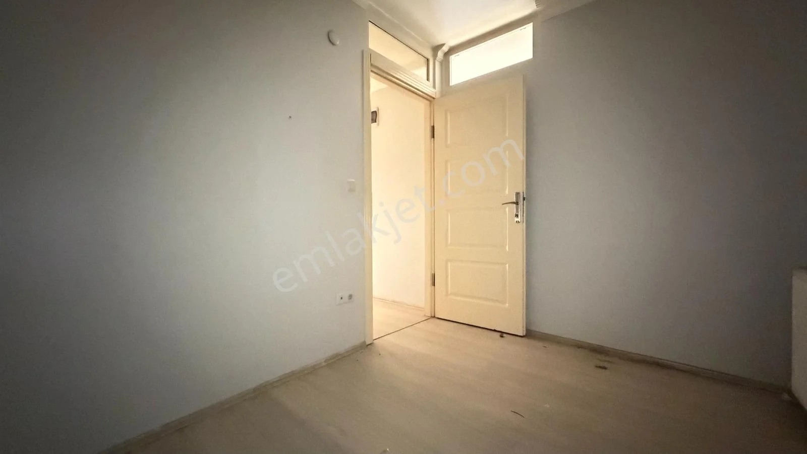 İlka'dan Talatpaşa Mh 1+1 Kiralık Daire Metrobüse Yürüme - Görsel 2