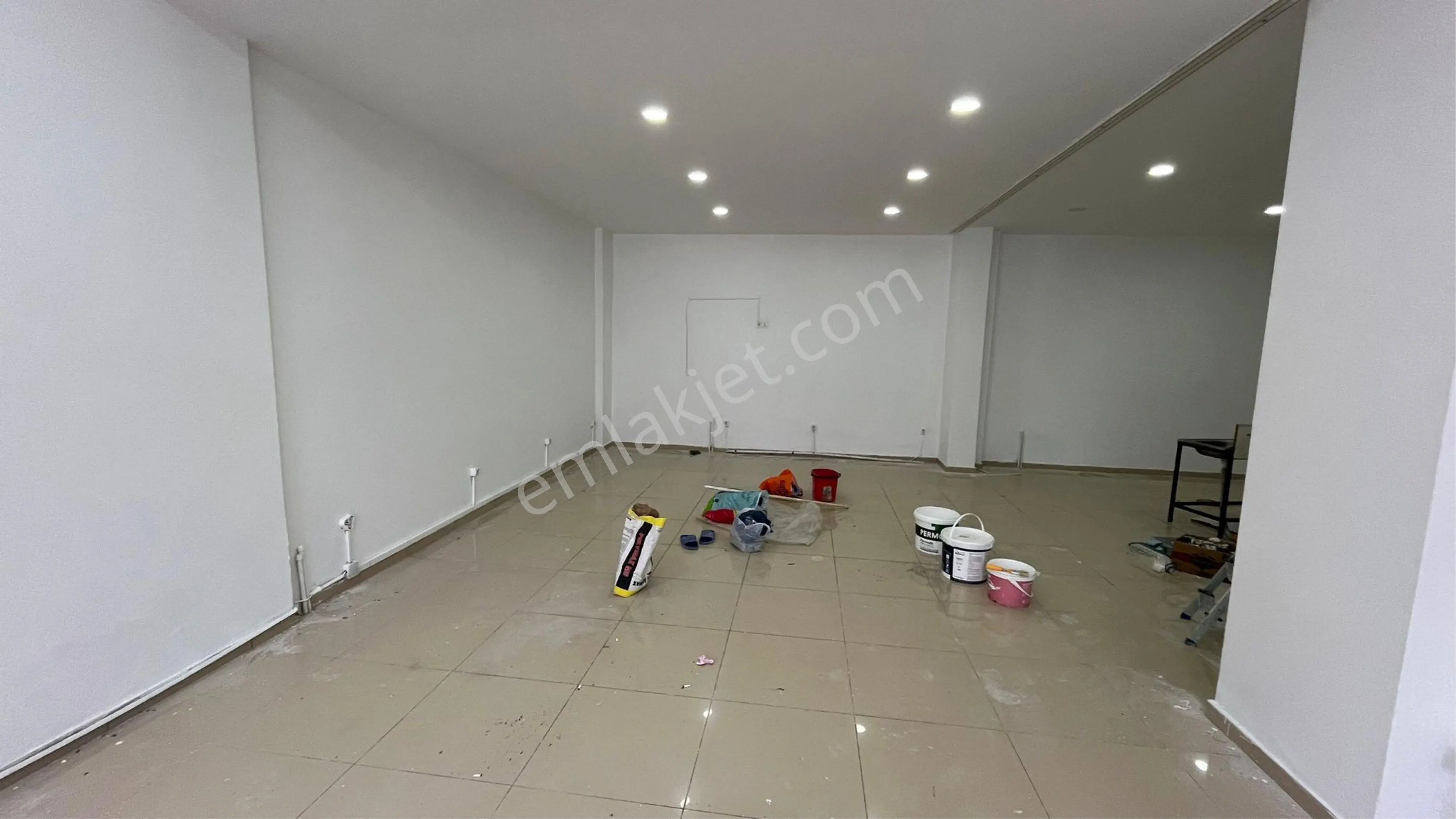 Satılık Kazandıran Yatırım Eğlence Ruhsatlı, 70 M² Fırsat Dükkan! - Görsel 6