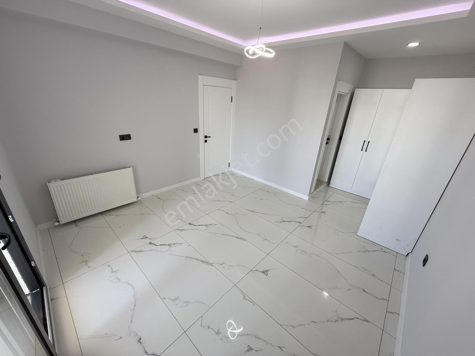 ▀güçten▀ Gürede Geniş Bahçeli Denize Yakın Lüx Tasarım 4+1 Villa - Görsel 29