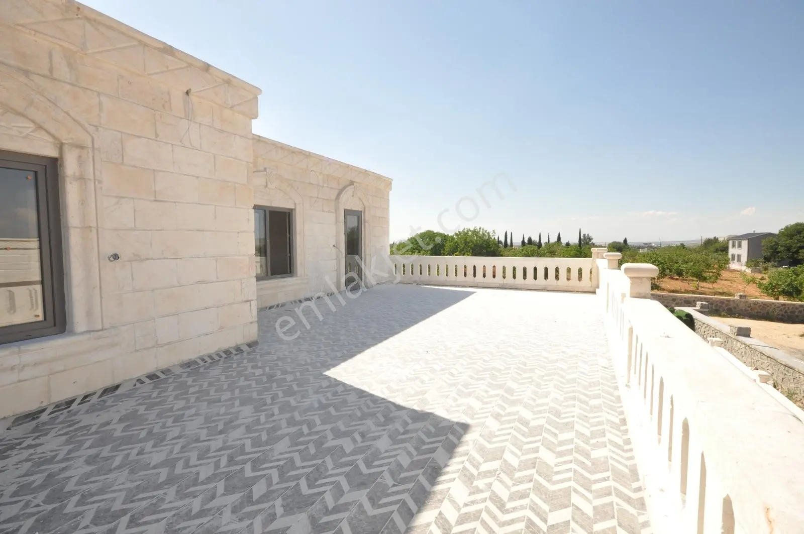 Cb Acar'dan Karaköprü Gölpınarda Site İçinde Satılık Lüks Villa - Görsel 2