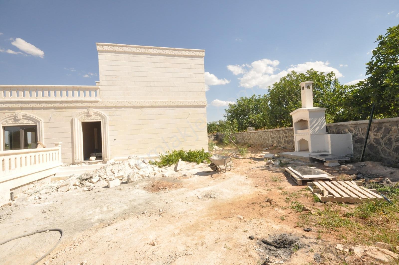 Cb Acar'dan Karaköprü Gölpınarda Site İçinde Satılık Lüks Villa - Görsel 11