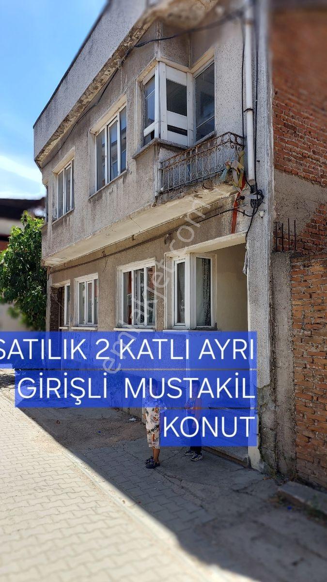 Öztarlacıdan Kısa Süreli Fırsat Müstakil Bina Bahçeli Takaslı