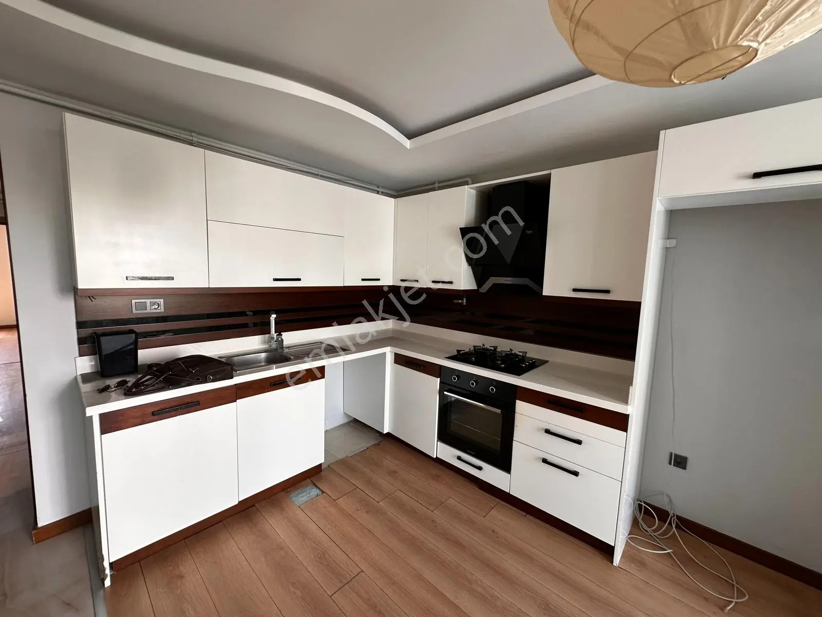 Altın Emlak Kiralıyor.gürselpaşa Mah Full Konsept Site İçerisnde - Görsel 3